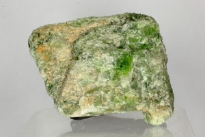 Mineral cromodiópsido